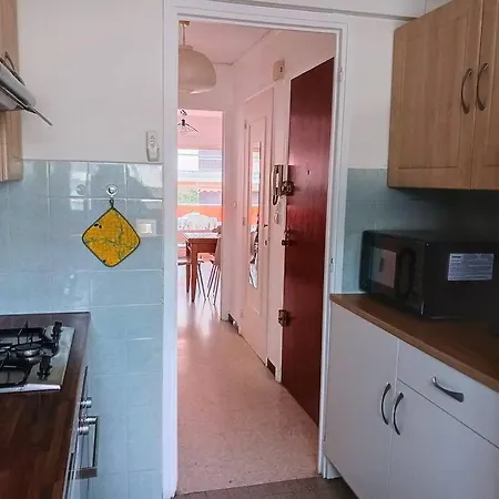 Апартаменты 100m Des Plages Centre